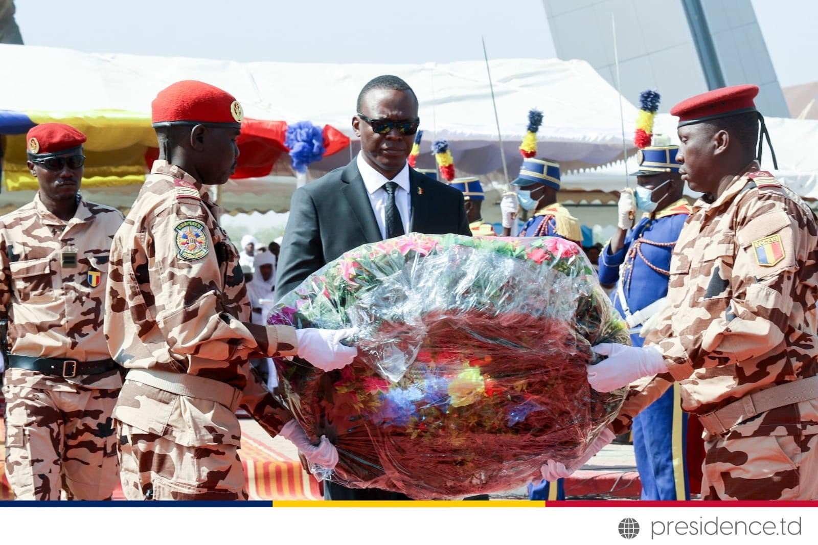 04120C7B 3672 4C34 B55E 6455523436A1