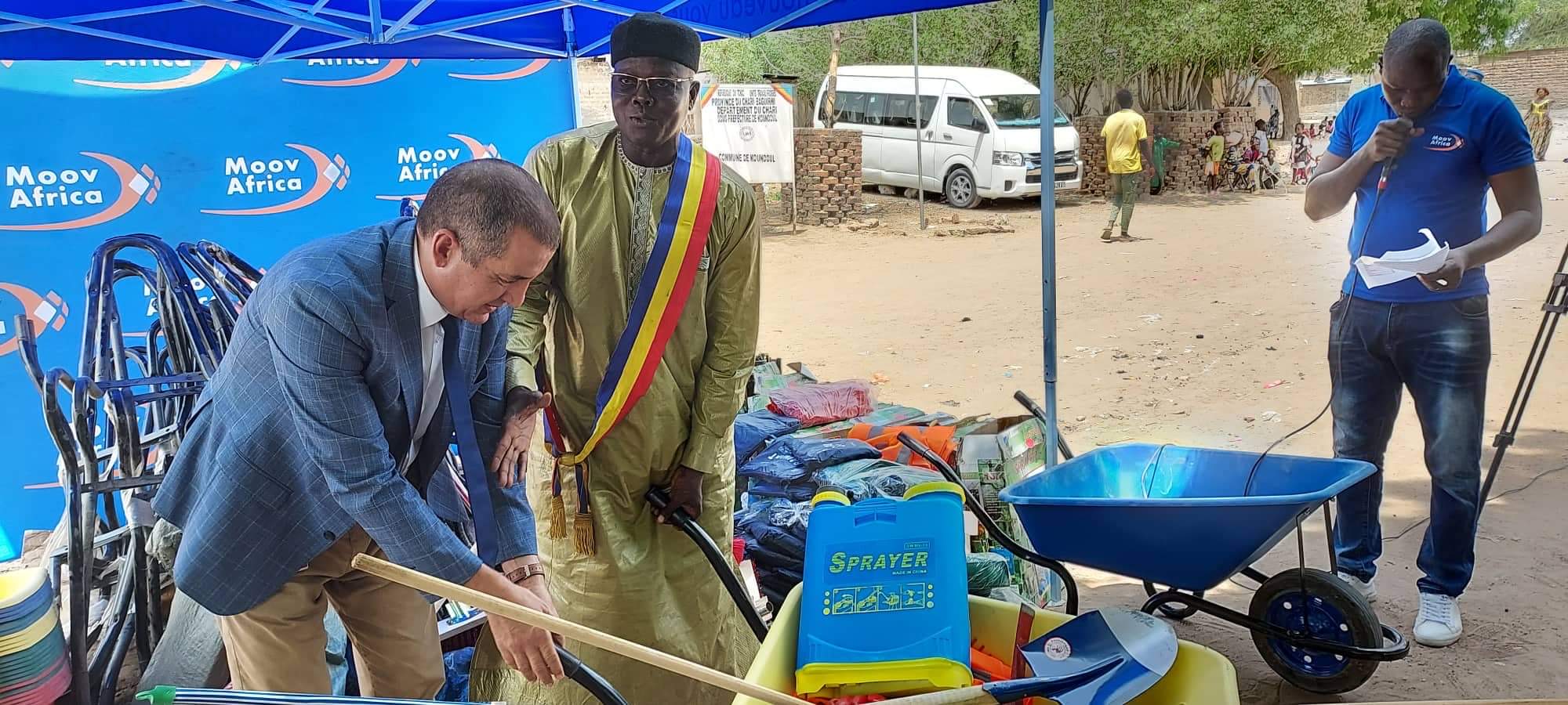 0CD53C2E 0BB4 4D7A 80F4 D816B44005C1