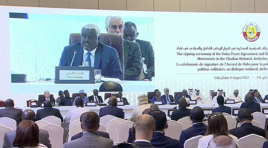 tchad-le-gouvernement-de-transition-et-les-politico-militaires-signent-un-accord-de-paix