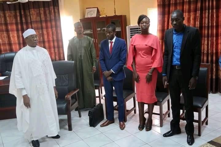 34856080 71D5 4CF8 9C12 F83F045C966C