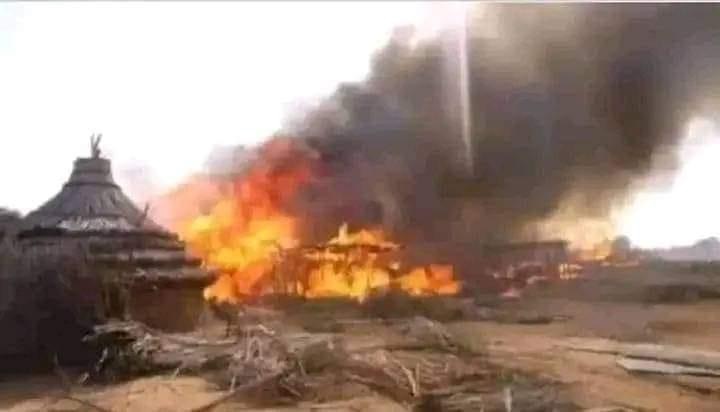 4745D7BA 6CF7 4DA0 8FB4 6D7DD3ABDF70