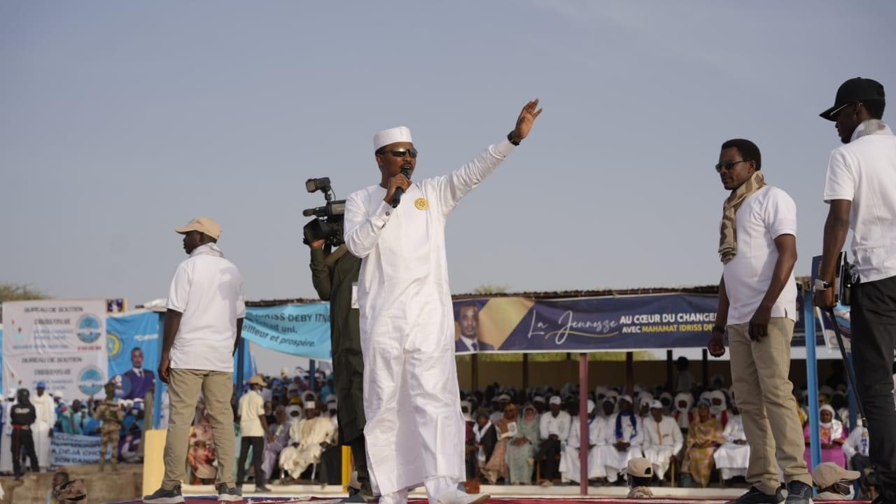 5A989C73 6379 4545 B0CF DC4E8128DBBA