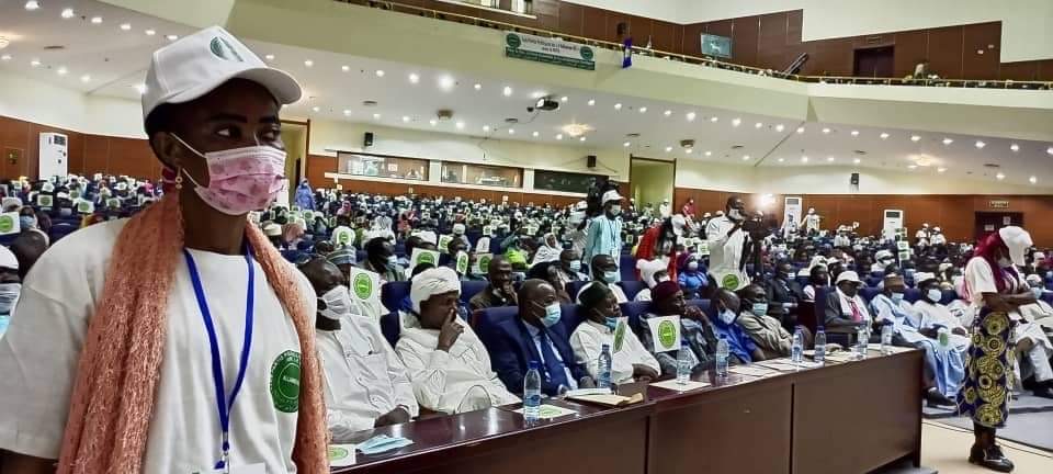 6640E87E C788 4E1D 9ED5 9693C93D44A7