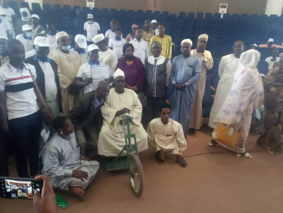 6C31F98B 3CF0 4D4C AC28 774964E4E26E