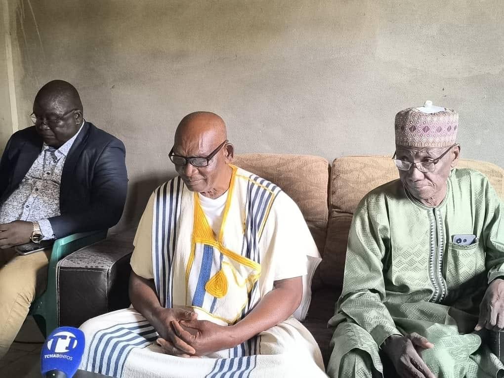 6F2FCBB2 723C 4C9B 818C 6280AD64AB78