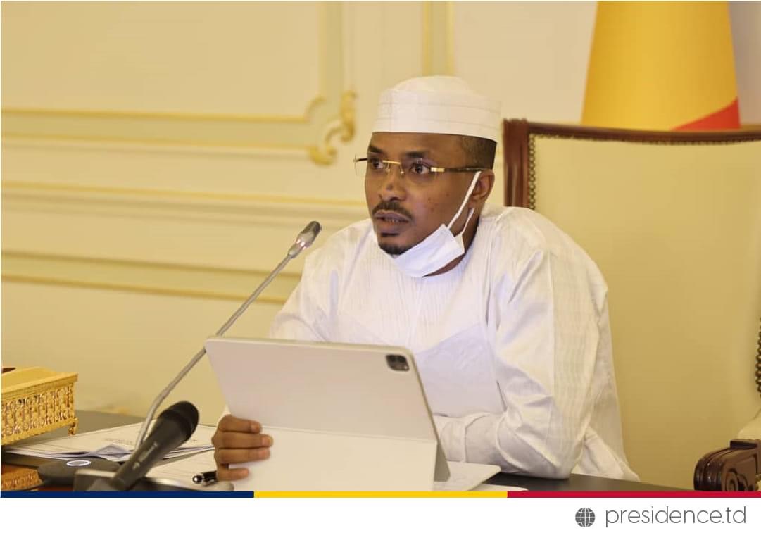 8AAA5BB7 CE0E 4A1A 8958 1ED1742EEA1C