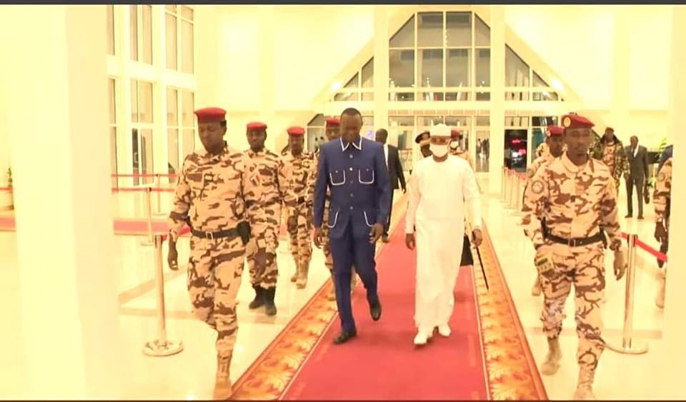 8AF86C2B 12C4 470E 8D13 FF186E284EA4