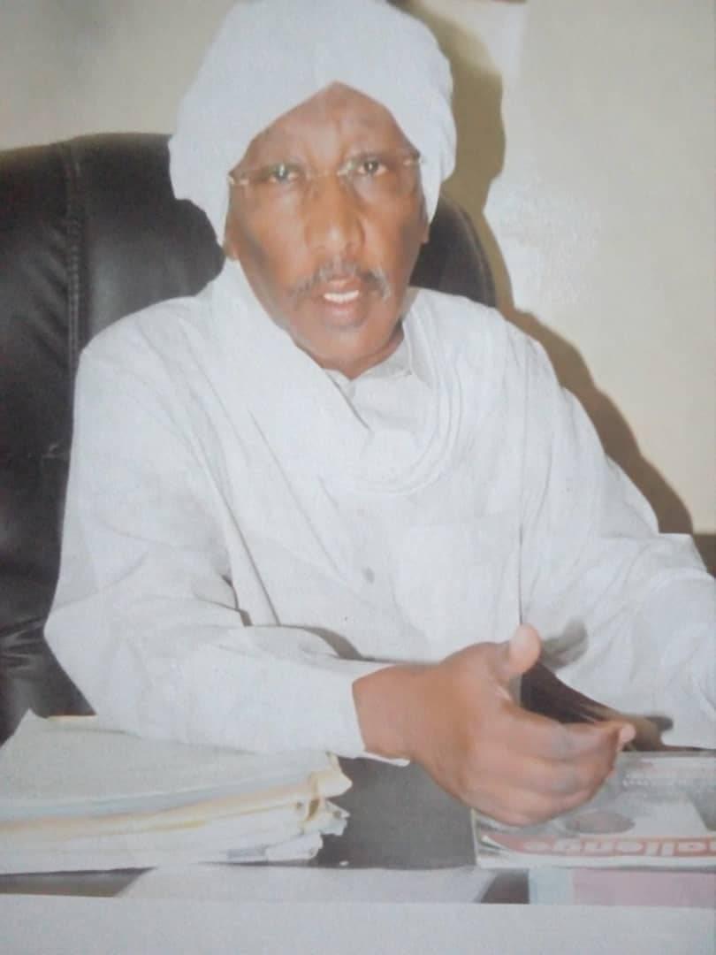 90F3812E DA42 4BE0 8E33 D18A60E76D65