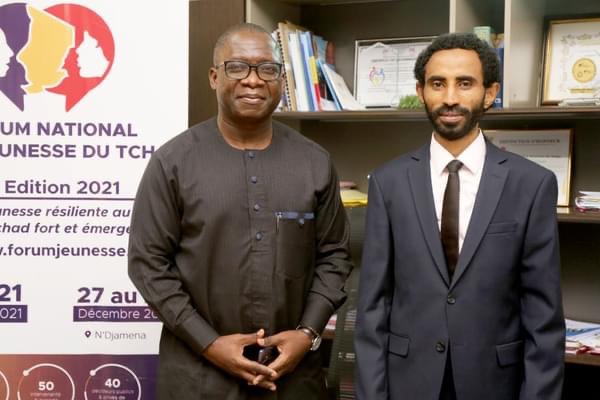 B44DF5EA 6E31 48A8 8A2A 1490C0756748