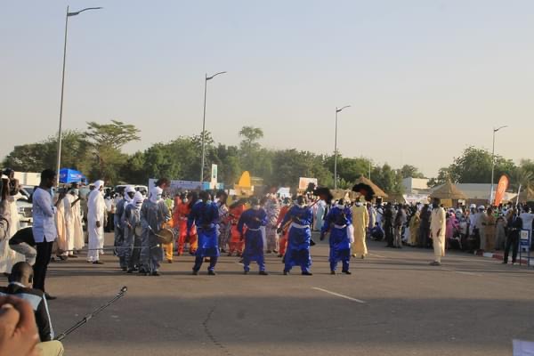 BAACB005 53E4 4DB9 AC31 DF06B86372BD