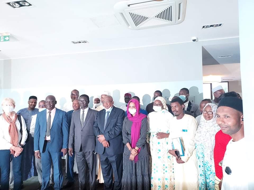 C94CB403 2A37 4FB8 9FD2 90ADF3CE3A58