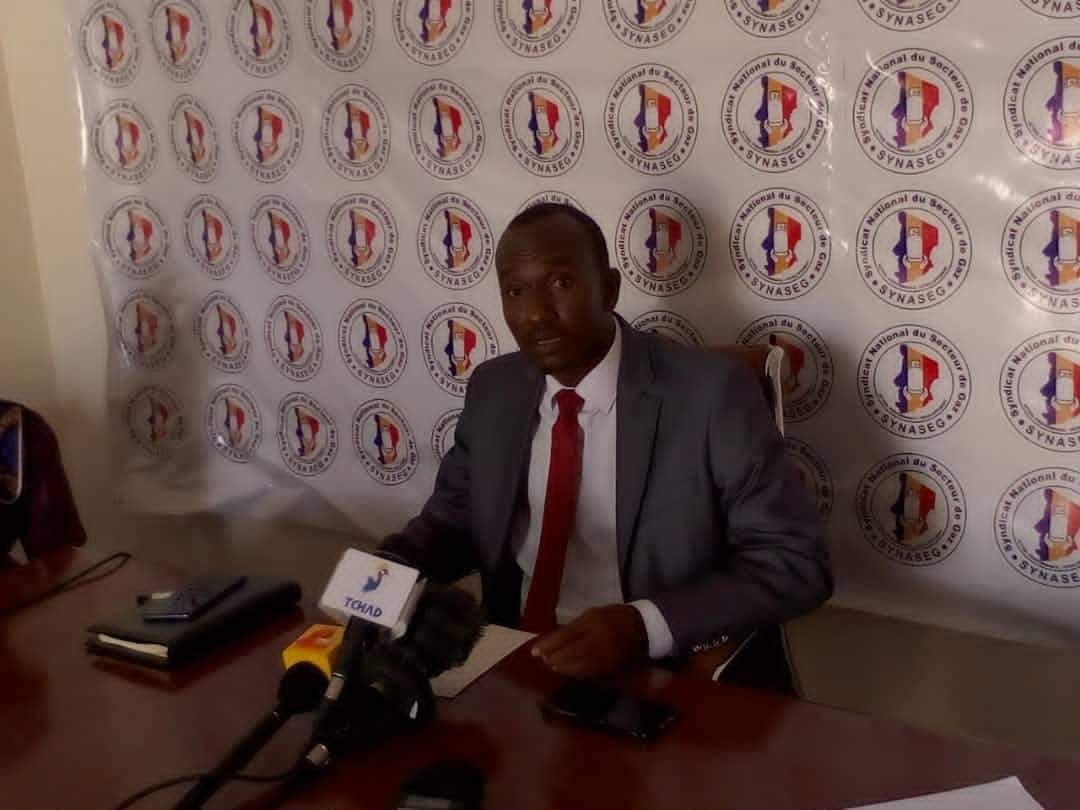 CECC974F 915D 41C7 90EA F81C9A0BA27F