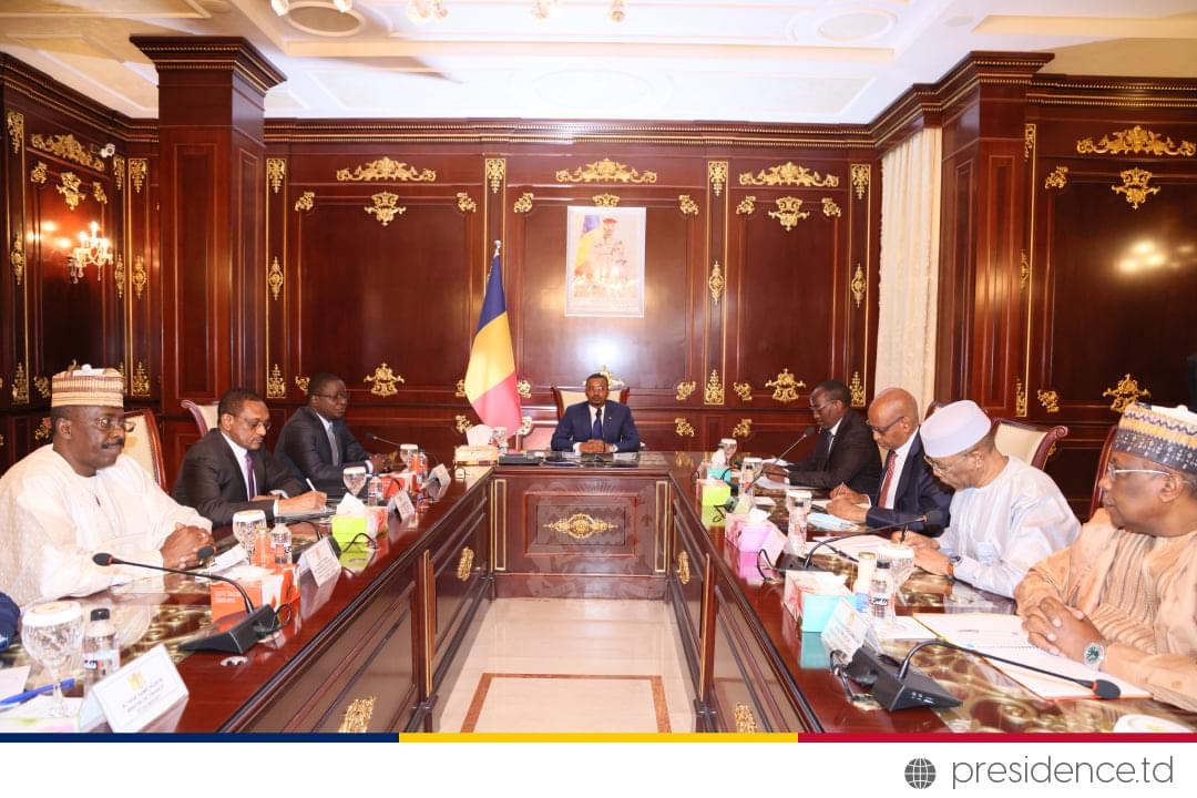 D4EF7712 A857 4A86 8370 460F49B7BD55