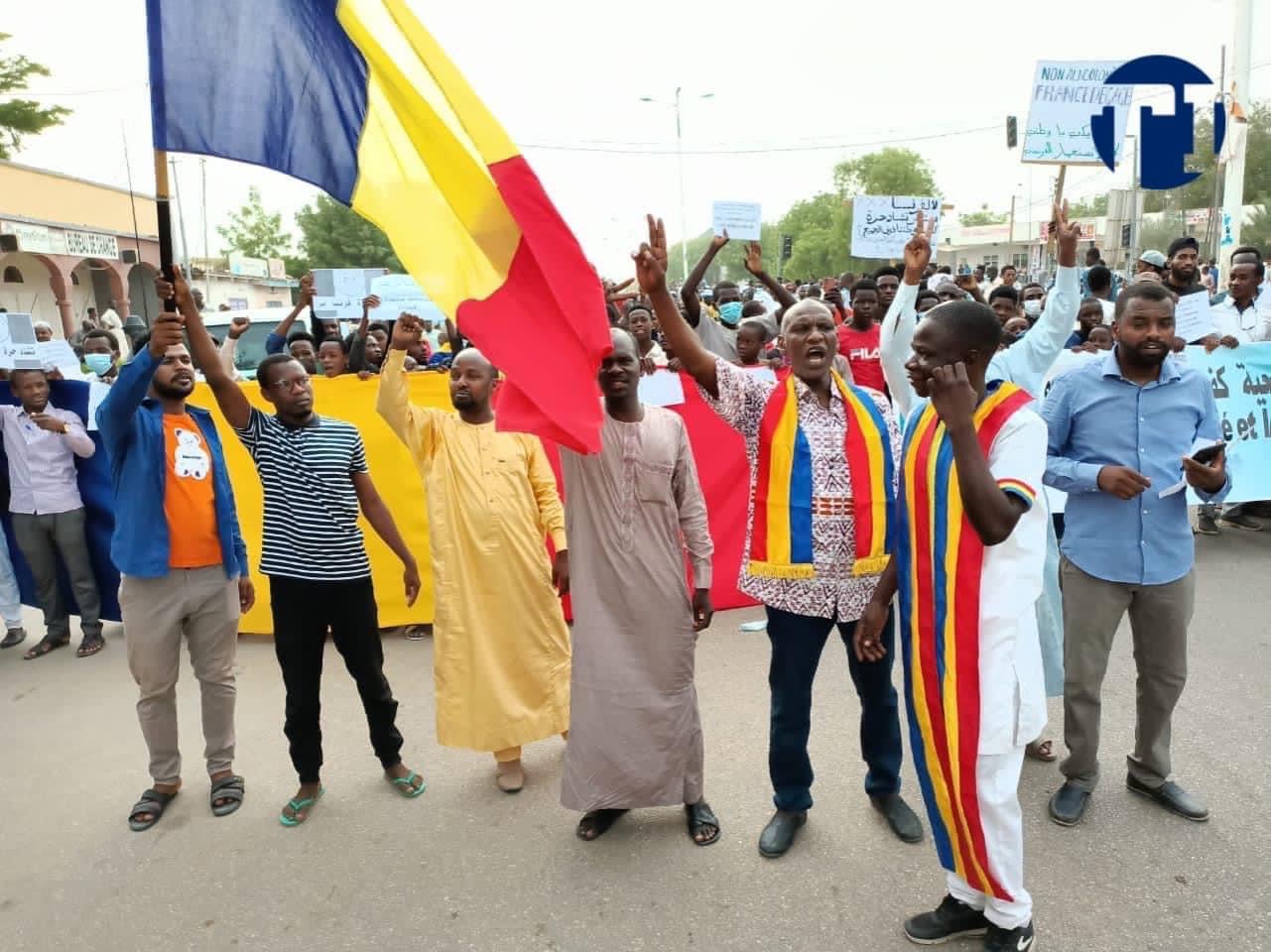 E61CB777 C0C1 482B A09D 7EE37F94D879