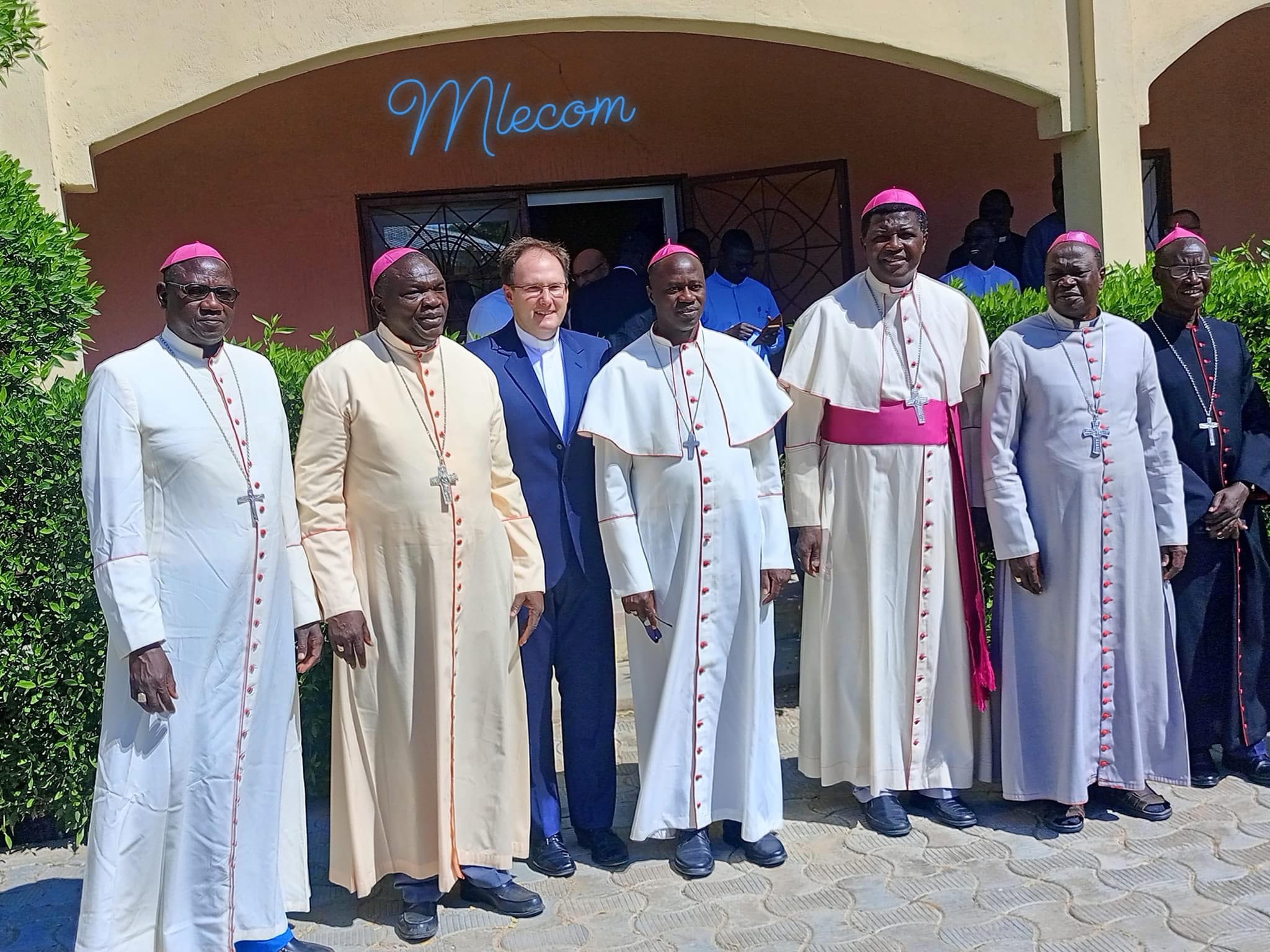 F92DDBC4 0DE0 492F B3AD 1EB43EE17938