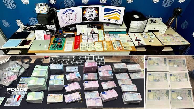 ibiza-des-documents-prouvant-la-filiation-sahraouie-sous-la-supervision-de-la-police